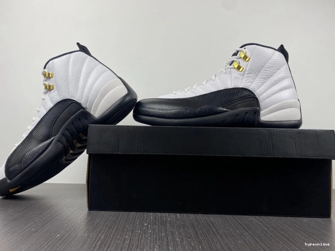 HYPE (2013) Taxi 130690-125 12 Retro Jordan 0823